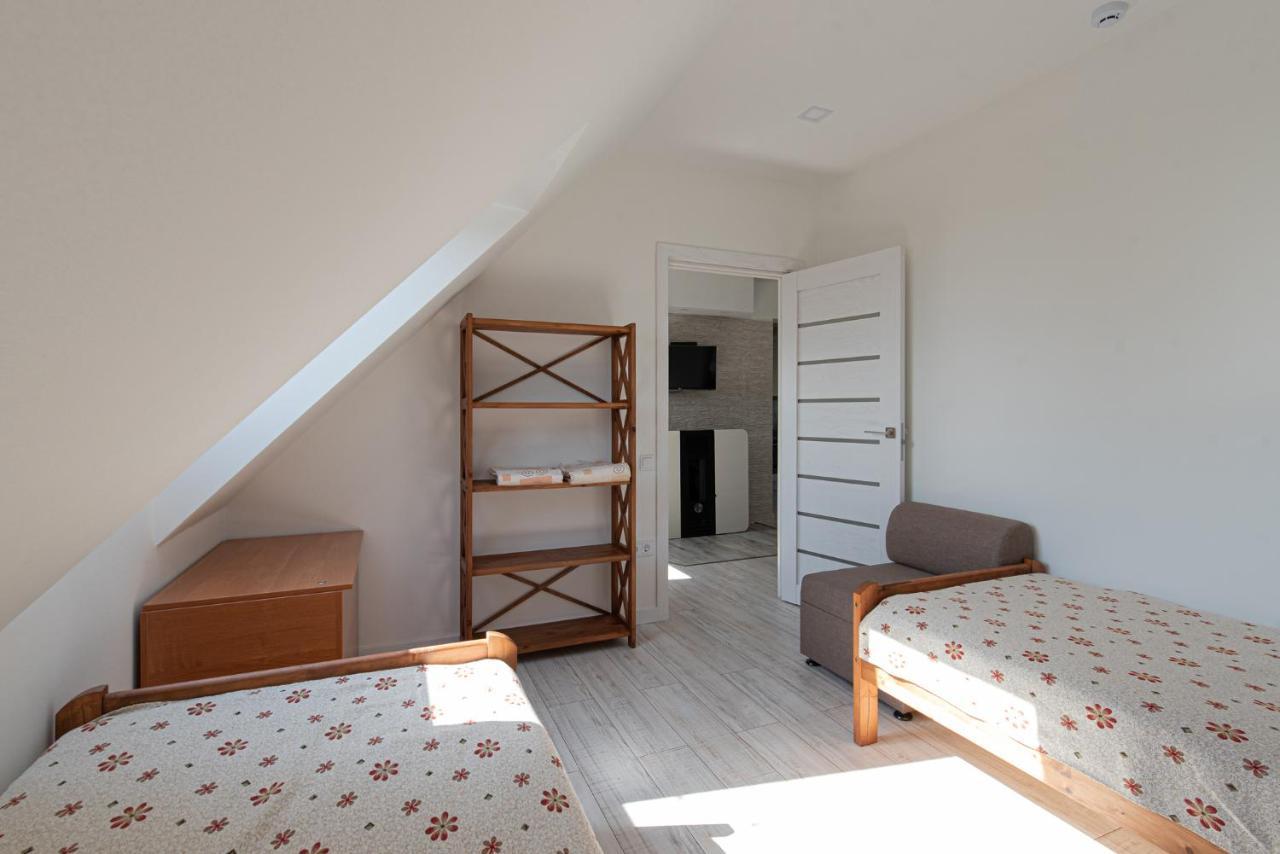 Neringarent Apartamentai Juodkrantė Exteriör bild